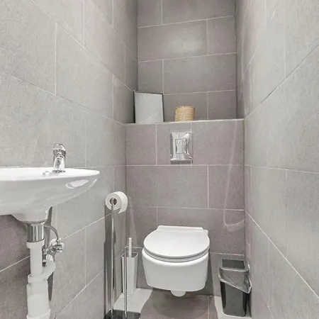 Ah Family Vilova Ac 布拉迪斯拉发